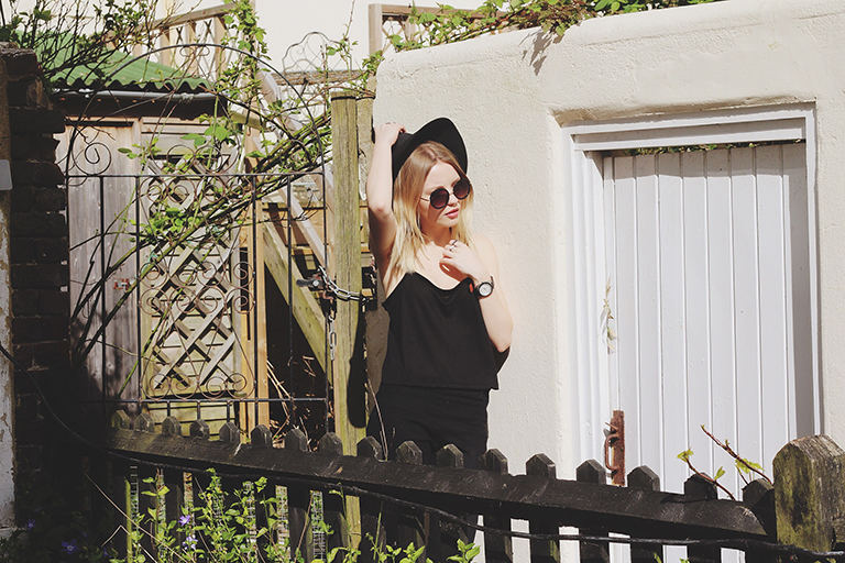 fashion, blogger, uk, black, outfit, ootd, lithuanian, kotryna bass